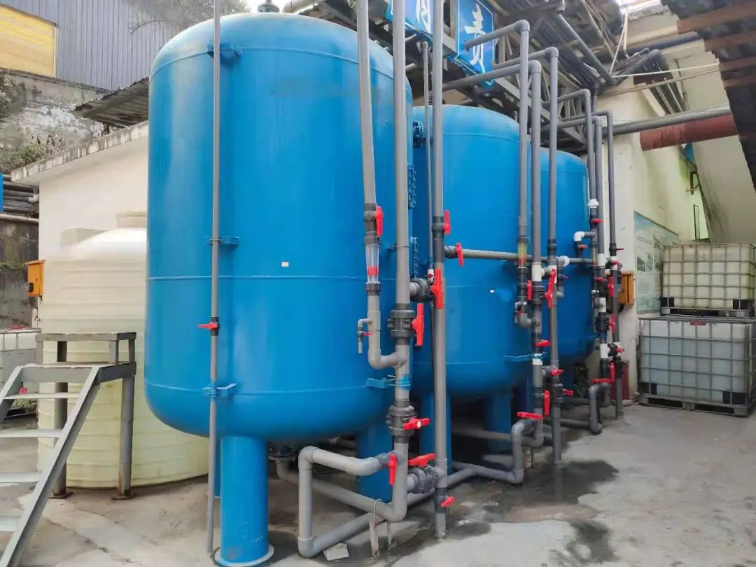 0409-7.jpg 0409-7.jpg